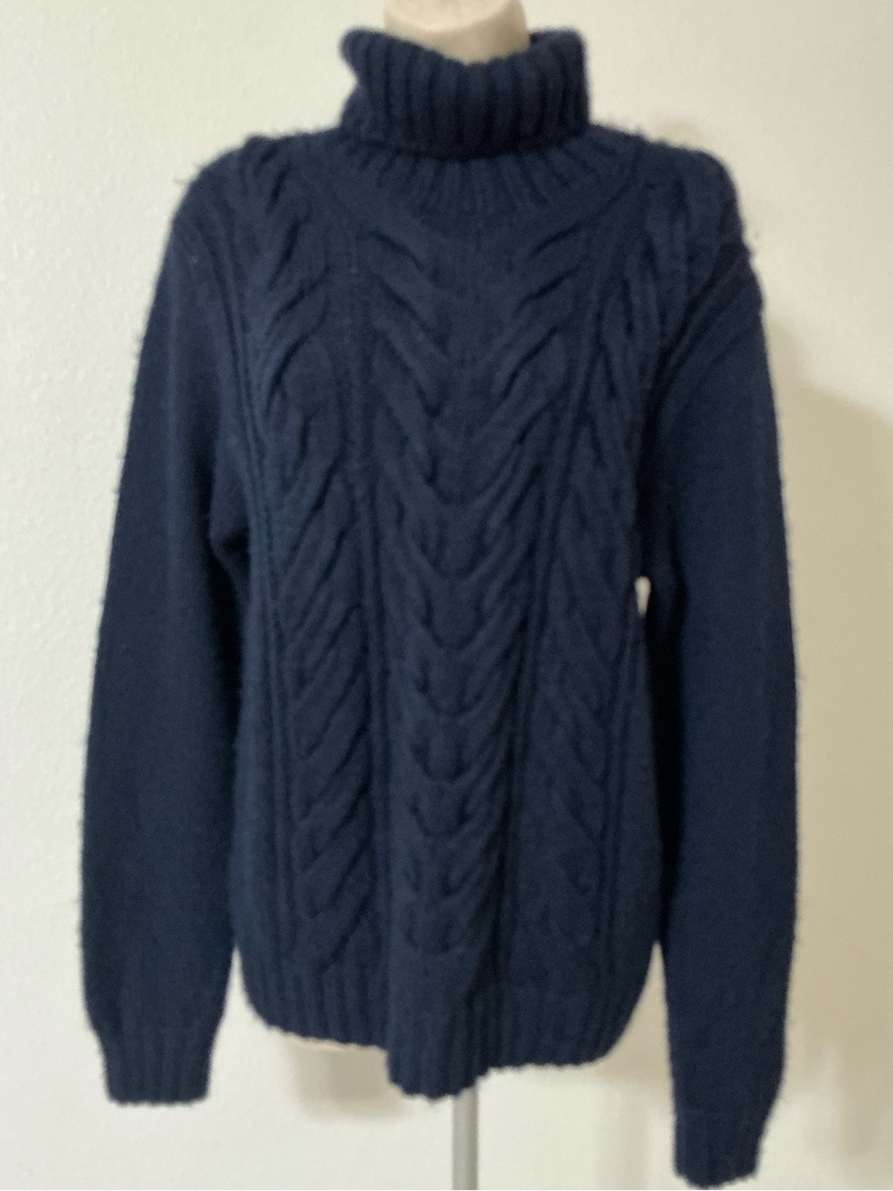 VTG Brooks Brothers Handknit Alpaca Cable Knit Turtleneck Sweater Navy Blue Med